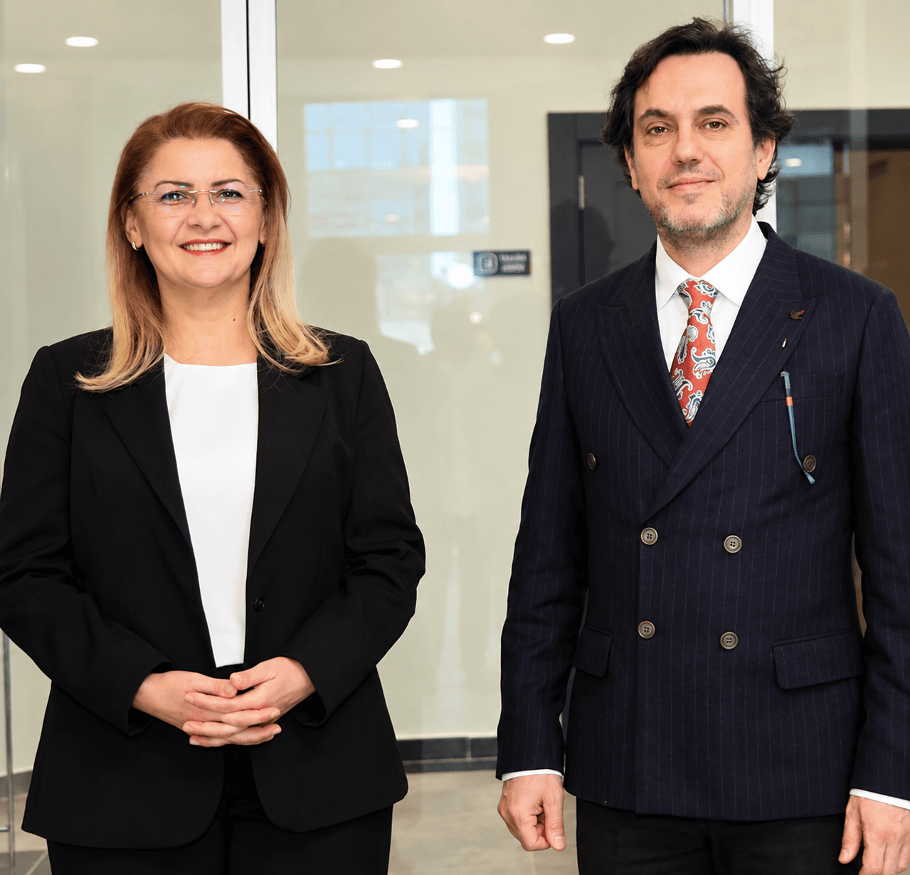 Doç. Dr. Ayşegül Ovalıoğlu ve Özgür Barışkan